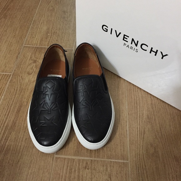 givenchy star slip on